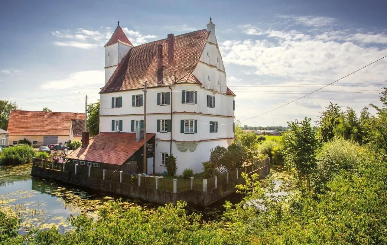 Schloss Kalteneck Schwenningen  Schwenningen (Dillingen)